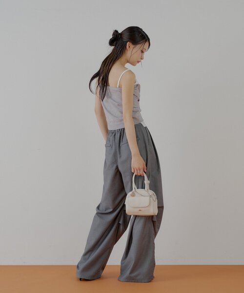 Chico（チコ）の「紐取り外しフロント巻きニットベア（キャミソール・レディース・グレー/ベージュ/ブラック・FREE）」の16枚目の写真