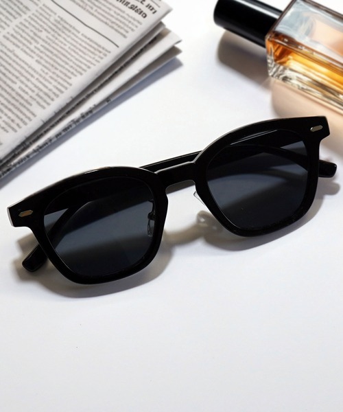 FUNALIVE(ファンアライブ)の「BOSTON /ROUND/OVAL RETRO SUNGLASSES(サングラス・メンズ・ブラック系1/ライトグレー系2/ブルー系1/ベージュ系1/ライトグリーン系1/ブラック系2/ダークグリーン系1/グレー系1/ベージュ系2/ブルー系2/ライトグレー系3/ライトグリーン系2/ブルー系3/ブラウン系2/グレー系2/ブルー系その他/ブラウン系その他/ブラウン系1/ライトグレー系1/ブラック系その他/グリーン系1/ライトグレー系4/ブラウン系4/ブラック系3/ブラウン系5/ダークグリーン系2/ブルー系4/ベージュ系3/グレー系4/ブラック系4・FREE)」の3枚目の写真