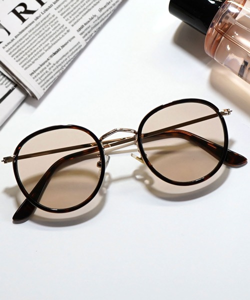 FUNALIVE(ファンアライブ)の「BOSTON /ROUND/OVAL RETRO SUNGLASSES(サングラス・メンズ・ブラック系1/ライトグレー系2/ブルー系1/ベージュ系1/ライトグリーン系1/ブラック系2/ダークグリーン系1/グレー系1/ベージュ系2/ブルー系2/ライトグレー系3/ライトグリーン系2/ブルー系3/ブラウン系2/グレー系2/ブルー系その他/ブラウン系その他/ブラウン系1/ライトグレー系1/ブラック系その他/グリーン系1/ライトグレー系4/ブラウン系4/ブラック系3/ブラウン系5/ダークグリーン系2/ブルー系4/ベージュ系3/グレー系4/ブラック系4・FREE)」の20枚目の写真