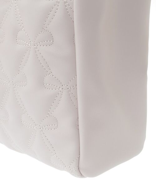 Maison de FLEUR(メゾンドフルール)の「スカーフ付きリボンキルティング2Wayトート(トートバッグ・レディース・ブラック/ライトピンク・FREE)」の14枚目の写真