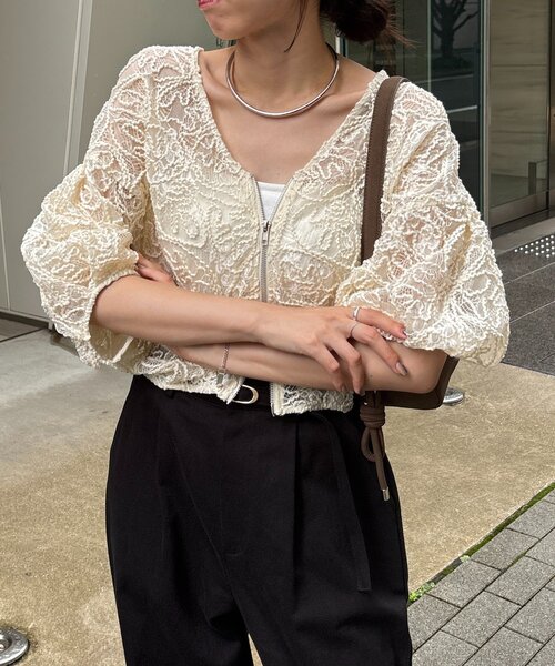 CAPRICIEUX LE'MAGE（カプリシューレマージュ）の「コードレースジップブルゾン（ブルゾン・レディース・ブラック/アイボリー・FREE）」の7枚目の写真