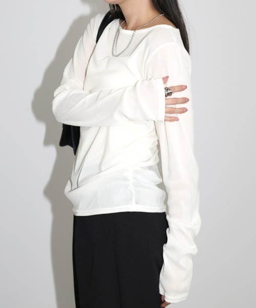 andme（アンドミー）の「ベロアチュールサイドギャザー長袖トップス（Tシャツ/カットソー・レディース・ブラック/アイボリー/チャコールグレー/ブラウン・M）」の20枚目の写真