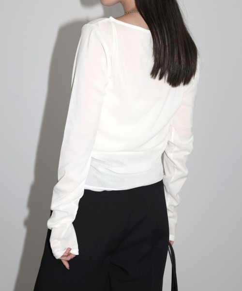 andme（アンドミー）の「ベロアチュールサイドギャザー長袖トップス（Tシャツ/カットソー・レディース・ブラック/アイボリー/チャコールグレー/ブラウン・M）」の21枚目の写真