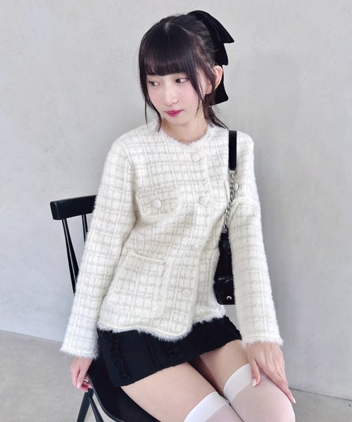 Loueme(ルエム)の「ラメツイードライクニットジャケット(ノーカラージャケット・レディース・ブラック/オフホワイト/ピンク・FREE)」の11枚目の写真