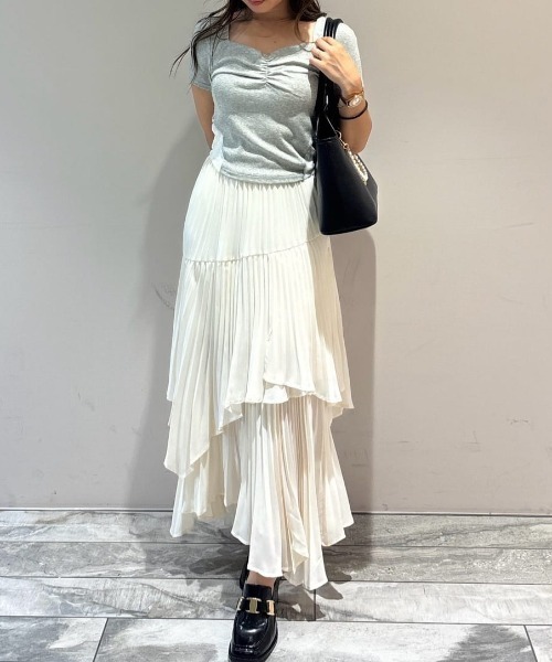 レースカッティングタイトトップス 春服 夏服 秋服 半袖（T