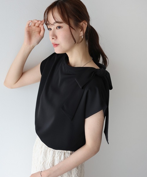 Shoulder ribbon French blouse — блузка с лентой на плече