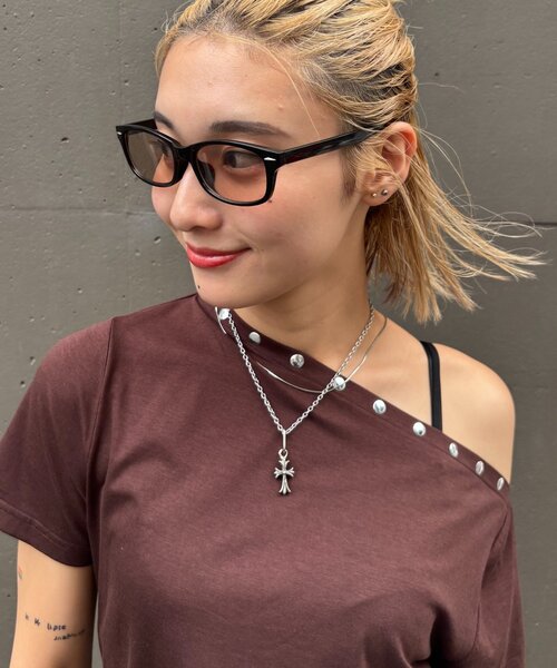 WHO'S WHO gallery（フーズフーギャラリー）の「オーバルカラーサングラス（サングラス・メンズ・グレー/ブラウン/グリーン/イエロー・FREE）」の2枚目の写真