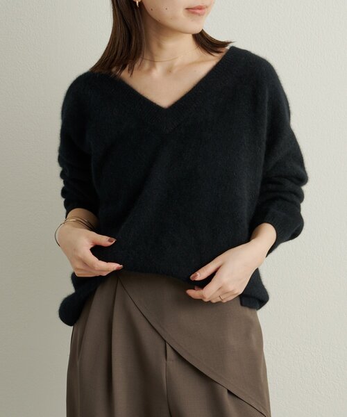 Omekashi（オメカシ）の「ファーウールVプルオーバー（ニット/セーター