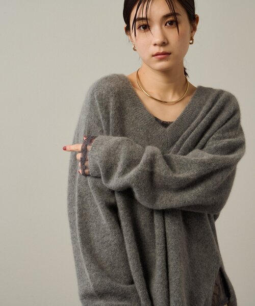 Omekashi（オメカシ）の「ファーウールVプルオーバー（ニット/セーター