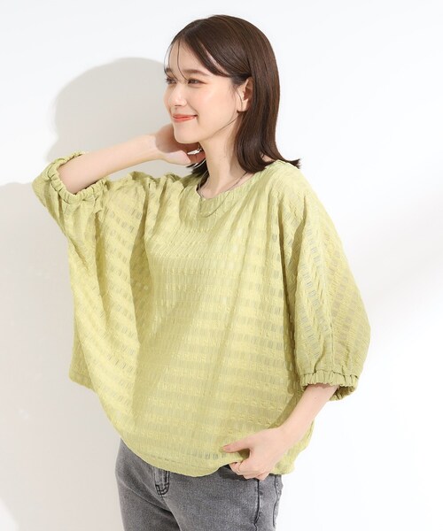 SHOO・LA・RUE(シューラルー)の「【S-LL】涼やかで好印象 シアーチェック ドルマントップス(Tシャツ/カットソー・レディース・ブラック/アイボリー/イエロー系その他・04/03/02/01)」の13枚目の写真