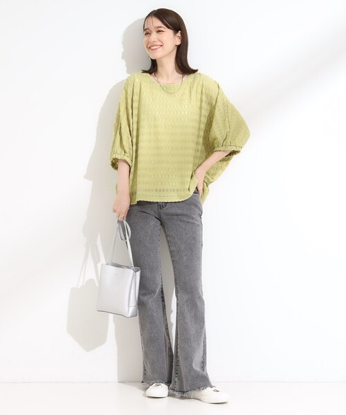 SHOO・LA・RUE(シューラルー)の「【S-LL】涼やかで好印象 シアーチェック ドルマントップス(Tシャツ/カットソー・レディース・ブラック/アイボリー/イエロー系その他・04/03/02/01)」の14枚目の写真