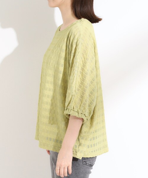 SHOO・LA・RUE(シューラルー)の「【S-LL】涼やかで好印象 シアーチェック ドルマントップス(Tシャツ/カットソー・レディース・ブラック/アイボリー/イエロー系その他・04/03/02/01)」の17枚目の写真