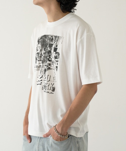 ZOO YORK(ズーヨーク)の「【ZOO YORK】モノクロフォトプリント 短丈Tシャツ Z2503(Tシャツ/カットソー・メンズ・ホワイト/ブラック/グレー・M/L)」の6枚目の写真