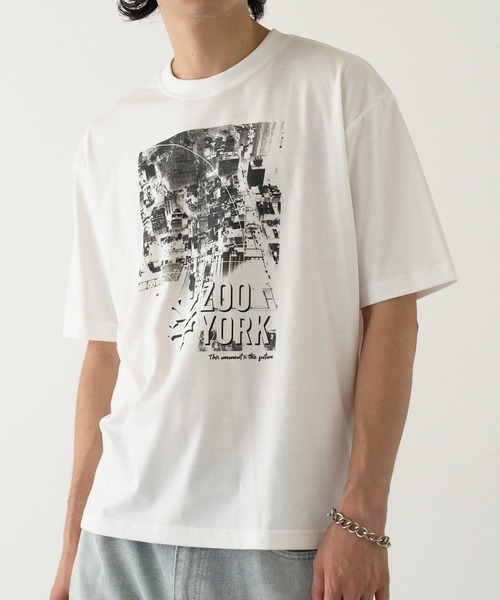 ZOO YORK(ズーヨーク)の「【ZOO YORK】モノクロフォトプリント 短丈Tシャツ Z2503(Tシャツ/カットソー・メンズ・ホワイト/ブラック/グレー・M/L)」の4枚目の写真