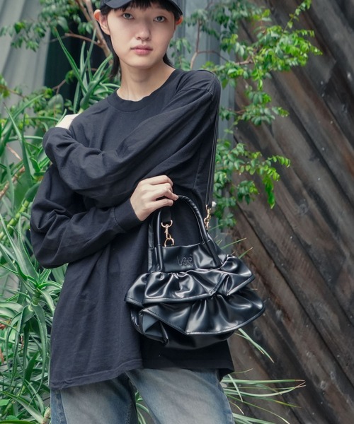 Lee(リー)の「【Lee/リー】フリル2WAYバッグ(ショルダーバッグ・レディース・ブラック/ホワイト/スミクロ・ONE SIZE)」の16枚目の写真