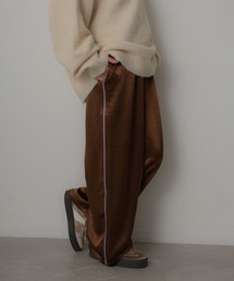 Floran（フローラン）の「サテンラインパンツ（その他パンツ）」