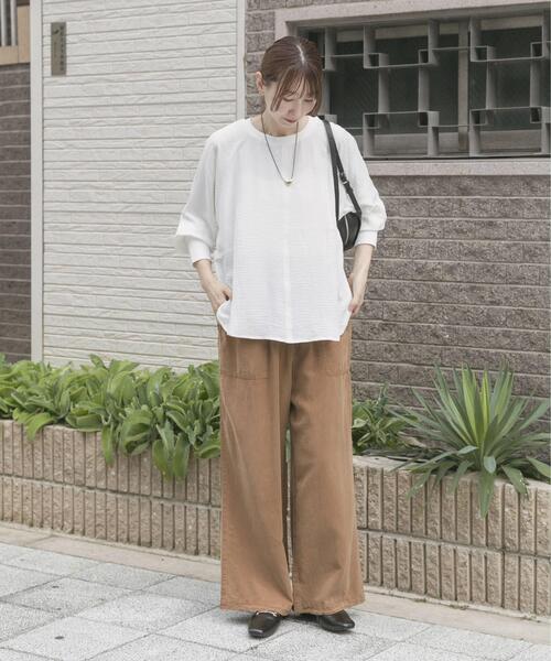 ITEMS URBANRESEARCH（アイテムズ アーバンリサーチ）の「リブドルマンブラウス（シャツ/ブラウス・レディース・ブラック/ホワイト/レッド系その他・FREE）」の15枚目の写真