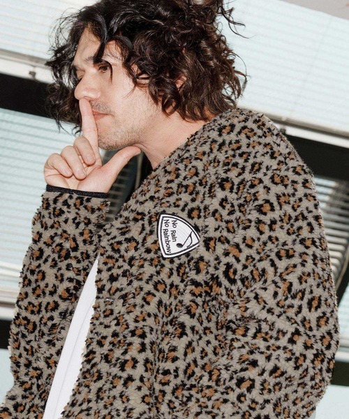 No Rain No Rainbow(ノーレインノーレインボー)の「mcg3701-leopard boa cardigan カーディガン(NR25W-03)(カーディガン/ボレロ・メンズ・レオパード/アニマル・S/M/L/XL)」の1枚目の写真