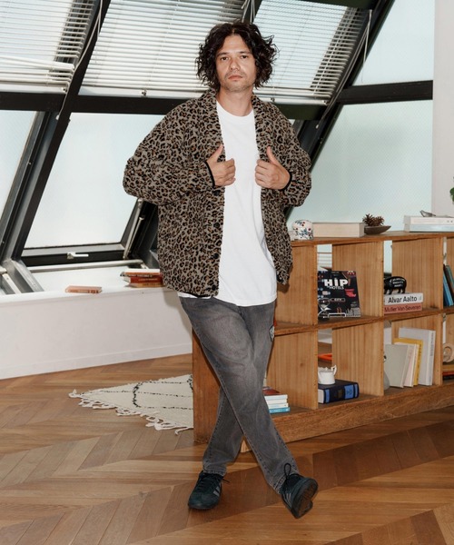 No Rain No Rainbow(ノーレインノーレインボー)の「mcg3701-leopard boa cardigan カーディガン(NR25W-03)(カーディガン/ボレロ・メンズ・レオパード/アニマル・S/M/L/XL)」の13枚目の写真