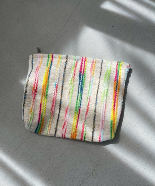 SANSeLF（サンセルフ）の「【SANSeLF】 ニットストライプポーチ マルチカラーボーダー ジップクロージャー saa25a065（ポーチ・レディース・アイボリー・FREE）」の4枚目の写真