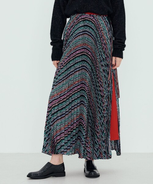 シルクツイル チェーンプリント プリーツスカート（スカート