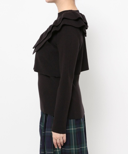 LOWRYS FARM(ローリーズファーム)の「フリル2PニットLS 577213(ニット/セーター・レディース・ブラック/ベージュ/ブラウン・FREE)」の5枚目の写真