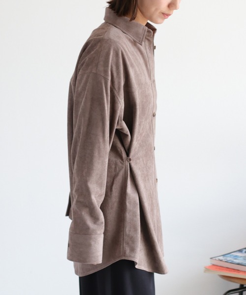cepo(セポ)の「〈2way〉スウェードライクシャツブラウス(シャツ/ブラウス・レディース・オフホワイト/チャコール/ブラウン・M)」の9枚目の写真