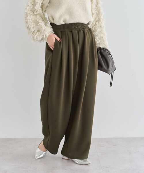 ELENCARE DUE(エレンカーレデュエ)の「・ELENCARE DUE コクーンイージーパンツ(その他パンツ・レディース・チャコールグレー/ホワイト系その他/ブラック/カーキ・FREE)」の4枚目の写真