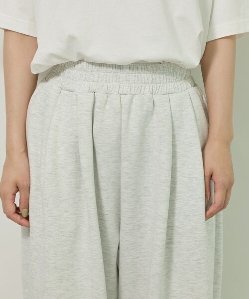 ELENCARE DUE(エレンカーレデュエ)の「・ELENCARE DUE コクーンイージーパンツ(その他パンツ・レディース・チャコールグレー/ホワイト系その他/ブラック/カーキ・FREE)」の9枚目の写真