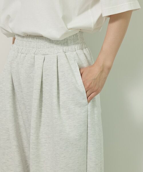 ELENCARE DUE(エレンカーレデュエ)の「・ELENCARE DUE コクーンイージーパンツ(その他パンツ・レディース・チャコールグレー/ホワイト系その他/ブラック/カーキ・FREE)」の11枚目の写真