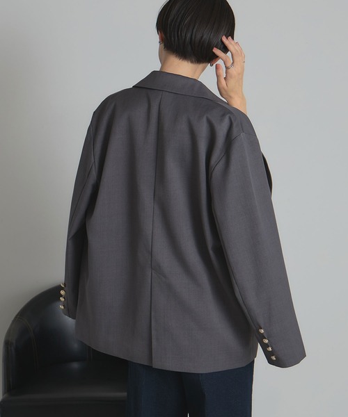 &. NOSTALGIA（アンドドットノスタルジア）の「ツイルゴールドボタンブレザー（テーラードジャケット・レディース・グレー/ネイビー・M）」の7枚目の写真