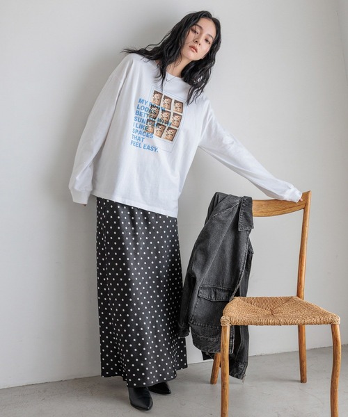 LOWRYS FARM（ローリーズファーム）の「アソートフォトＬＳ　595331（Tシャツ/カットソー・レディース・チャコールグレー/オフホワイト/アイボリー・FREE）」の21枚目の写真