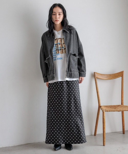 LOWRYS FARM（ローリーズファーム）の「アソートフォトＬＳ　595331（Tシャツ/カットソー・レディース・チャコールグレー/オフホワイト/アイボリー・FREE）」の22枚目の写真