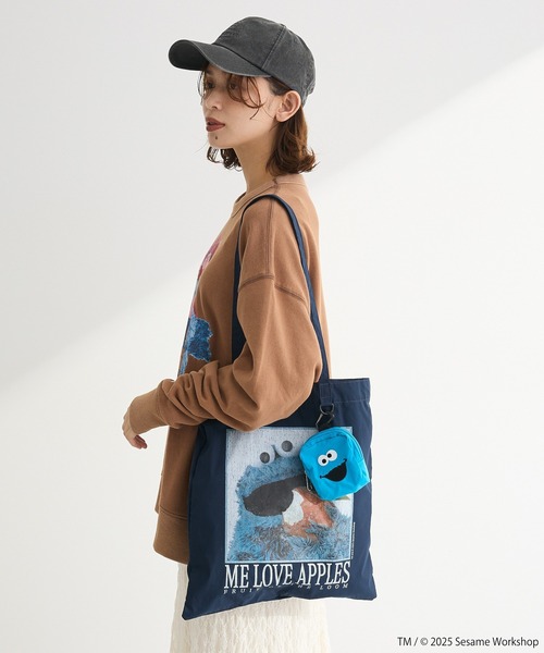 FRUIT OF THE LOOM（フルーツオブザルーム）の「セサミストリートミーツオブザルーム バッグ（トートバッグ・レディース・ネイビー/アイボリー・FREE）」の21枚目の写真