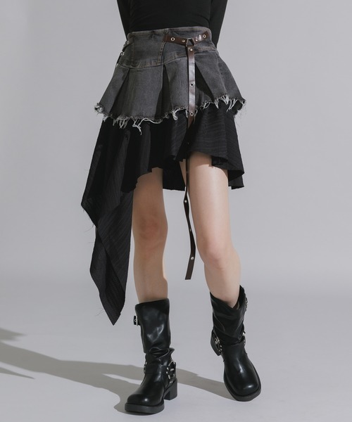 Chick(チック)の「Asymmetrical Faux-Layered Denim Skirt / アシンメトリー フェイクレイヤードデニムスカート(デニムスカート・レディース・ブラック/ブルー・FREE)」の21枚目の写真