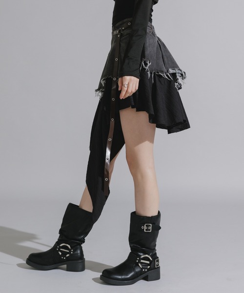 Chick(チック)の「Asymmetrical Faux-Layered Denim Skirt / アシンメトリー フェイクレイヤードデニムスカート(デニムスカート・レディース・ブラック/ブルー・FREE)」の22枚目の写真