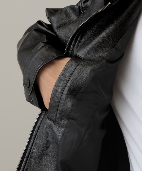 V2（ブイツー）の「V2／ナチュラルレザージャケット（ブルゾン・メンズ・ブラック・MEDIUM/LARGE）」の21枚目の写真