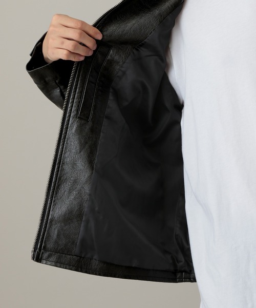 V2（ブイツー）の「V2／ナチュラルレザージャケット（ブルゾン・メンズ・ブラック・MEDIUM/LARGE）」の20枚目の写真