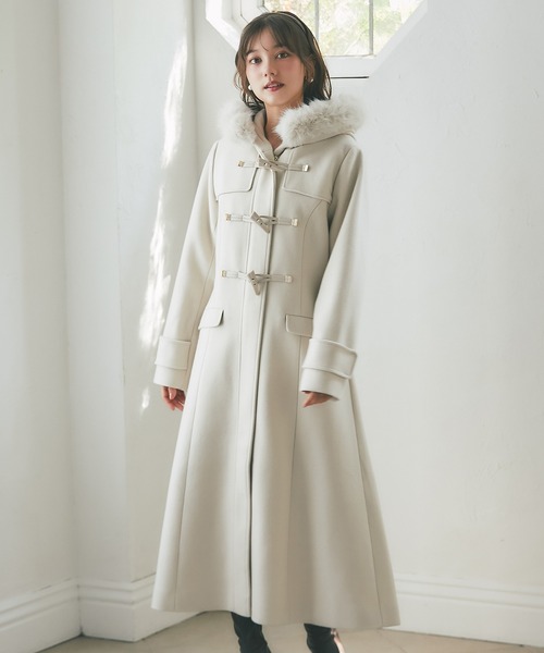 取り外し可能なファー付きフィット＆フレアシルエットダッフル