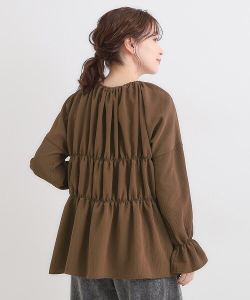 Cutie Blonde（キューティーブロンド）の「シャーリングデザインブラウス（シャツ/ブラウス・レディース・ブラック/ライトブルー/ダークブラウン・00）」の11枚目の写真