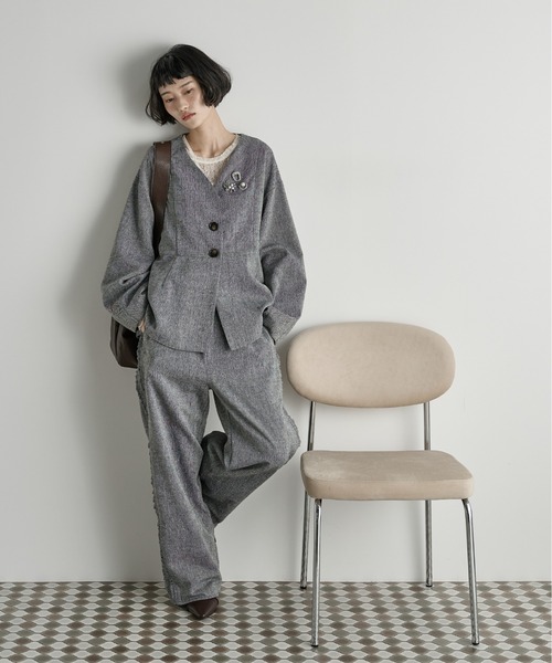 ノーカラーペプラムツイードジャケット（ノーカラージャケット）｜THE