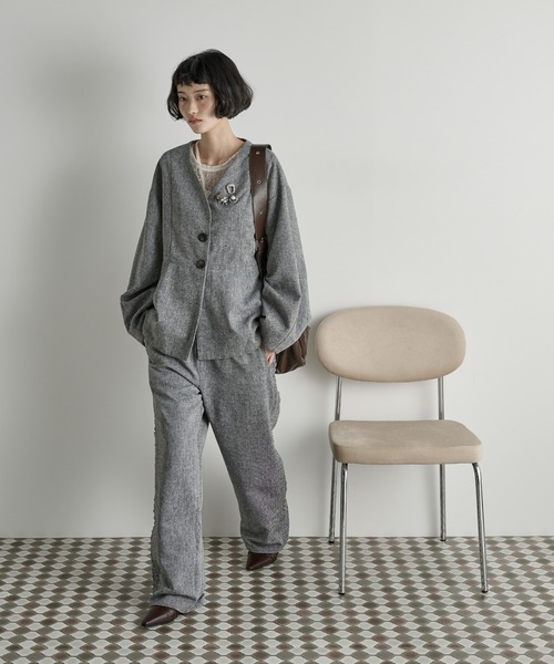 ノーカラーペプラムツイードジャケット（ノーカラージャケット）｜THE