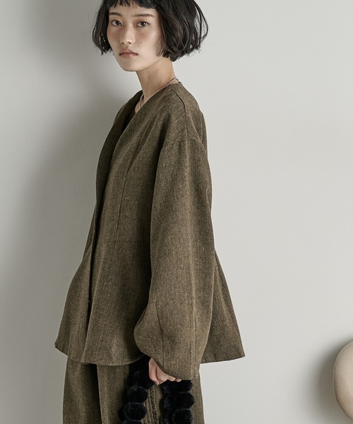 ノーカラーペプラムツイードジャケット（ノーカラージャケット）｜THE
