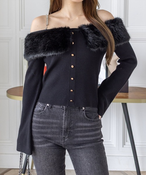 clear（クリア）の「ビジュー肩紐オフショルファーニットトップス[大人 フェミニン 上品]≪AW新作≫（ニット/セーター・レディース・アイボリー/ブラック/ライトグレー・F）」の2枚目の写真