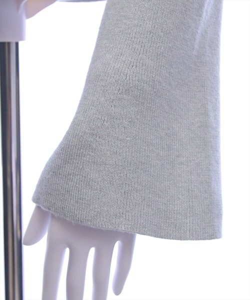 clear（クリア）の「ビジュー肩紐オフショルファーニットトップス[大人 フェミニン 上品]≪AW新作≫（ニット/セーター・レディース・アイボリー/ブラック/ライトグレー・F）」の22枚目の写真