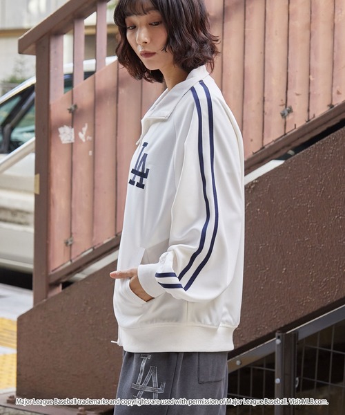 MLB/メジャーリーグベースボール 別注 ワッペン刺繍 サイドライン