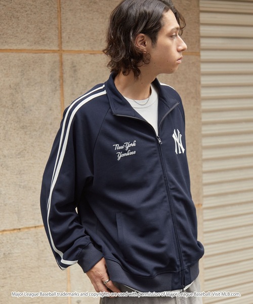 MLB（メジャーリーグベースボール）の「MLB/メジャーリーグベースボール 別注 ワッペン刺繍  サイドライン ダブルジップ オーバーサイズ トラックジャケット（ジャージ・レディース・ブラック/アイボリー/ダークブラウン/ネイビー・M/L）」の6枚目の写真