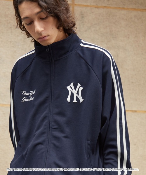 MLB（メジャーリーグベースボール）の「MLB/メジャーリーグベースボール 別注 ワッペン刺繍  サイドライン ダブルジップ オーバーサイズ トラックジャケット（ジャージ・レディース・ブラック/アイボリー/ダークブラウン/ネイビー・M/L）」の8枚目の写真