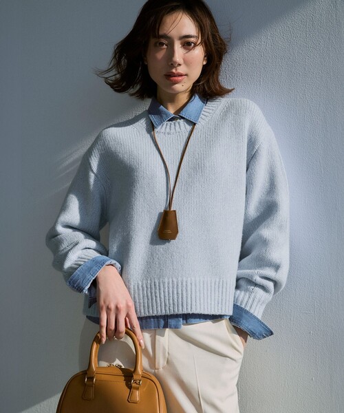 23区（ニジュウサンク）の「ウールカシミヤ パフスリーブ ニット（ニット/セーター・レディース・アイボリー系/スカイブルー系/ライトイエロー系/ライトグレー系/スモーキーグリーン系/ピンク系・38）」の4枚目の写真