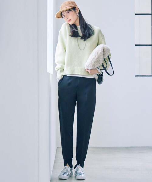 23区（ニジュウサンク）の「ウールカシミヤ パフスリーブ ニット（ニット/セーター・レディース・アイボリー系/スカイブルー系/ライトイエロー系/ライトグレー系/スモーキーグリーン系/ピンク系・38）」の19枚目の写真